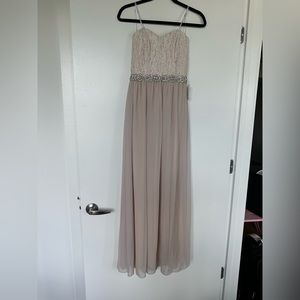 Lace - sleeveless pink long dress